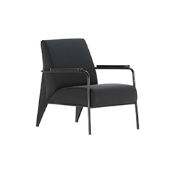 Fauteuil de Salon 吉恩·普鲁维  vitra华体买球品牌