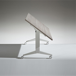 Flip folding table 翻转折叠桌   LAMM华体买球品牌